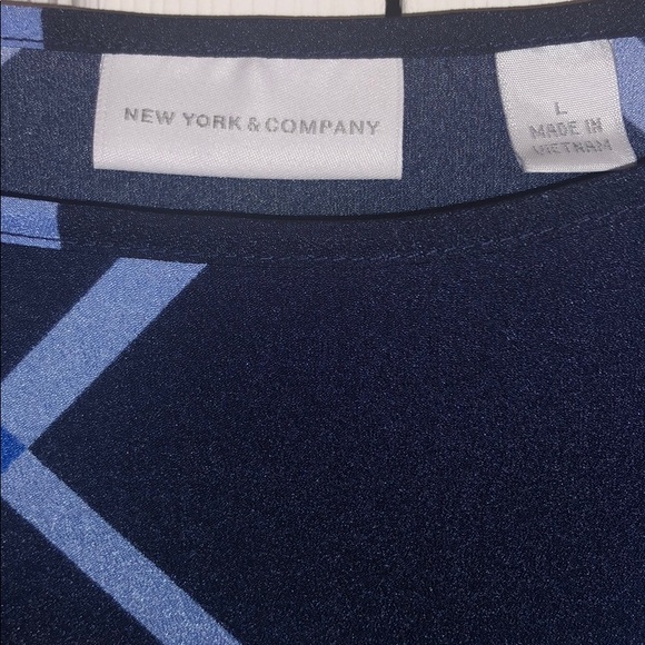 New York & Company 3/4 sleeve Blouse - Like New! - Picture 5 of 7